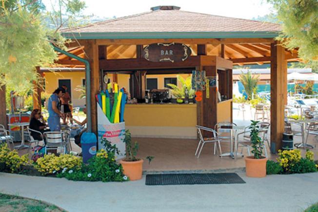 Residenza Marinella Aparthotel Zambrone Exterior foto